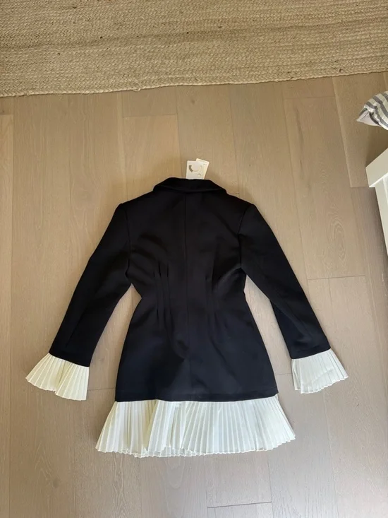 Commense Black Midi Dress with White Pleated Trim and Gold Buttons - Picture 3 of 3